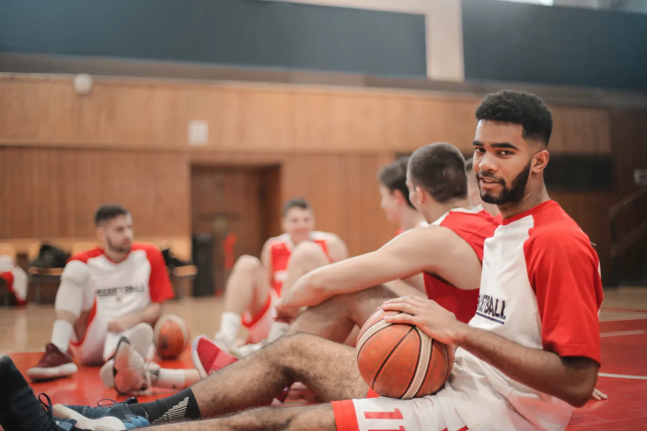 Athlete receiving sports chiropractic care in Orlando